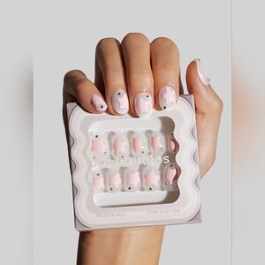 Celebritips Press on nails Star Candy extra short oval XS NEW